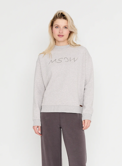 MSCW Collection Sweater Logo in den Farben Beige und Taupe 2025